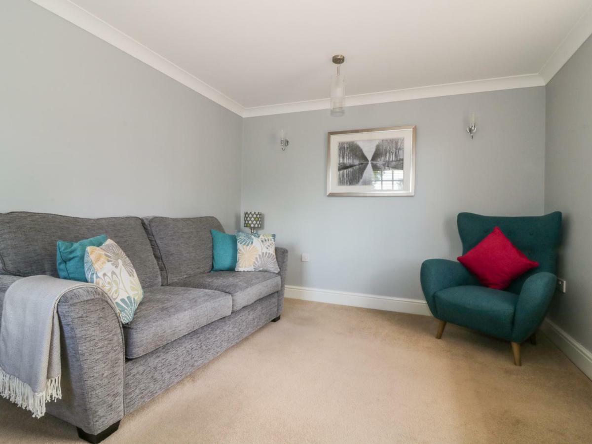 The Hoist Apartment Ely Bagian luar foto